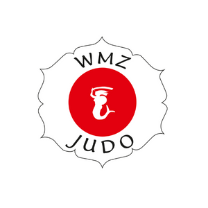 Syrenka z tarczą i mieczem w czerwonym kole, napis WMZ JUDO, ramka w kształcie kwiatu wiśni.